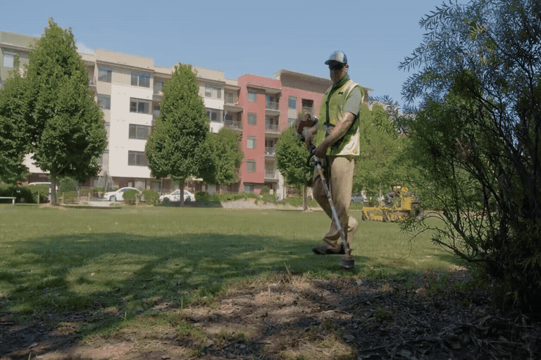 stand up mower wright autonomous stander zk banner1 768x512.gif Stand on mowers